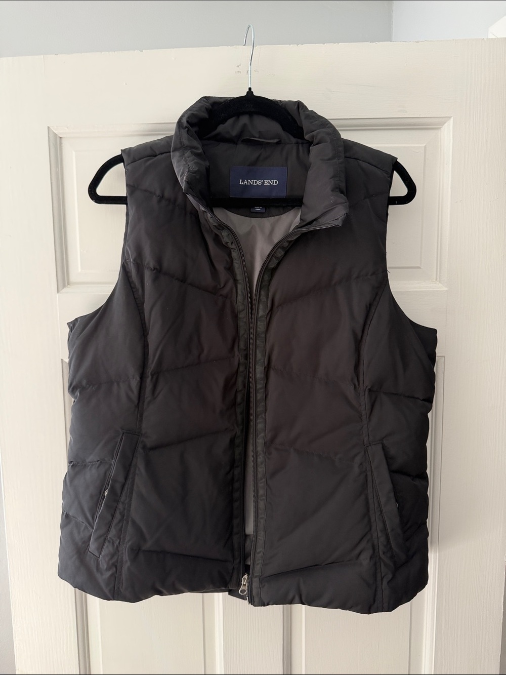 Lands' End Women's Black Quilted Puffer Vest M